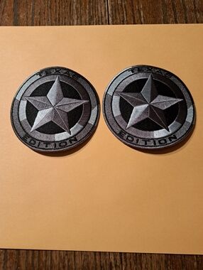 New Lot 2 Texas Edition Silver Grey Black Round Iron On Patches